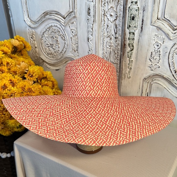 Accessories - Oversized Stylish Coral Red and Cream Wide Brim Vacation Hat